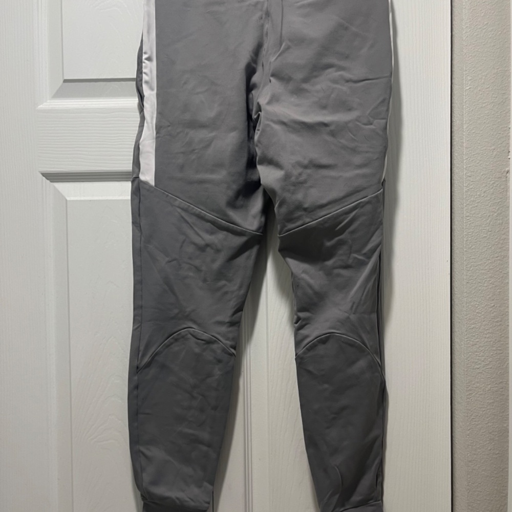 Alpha Forward Joggers - Picture 2 of 3